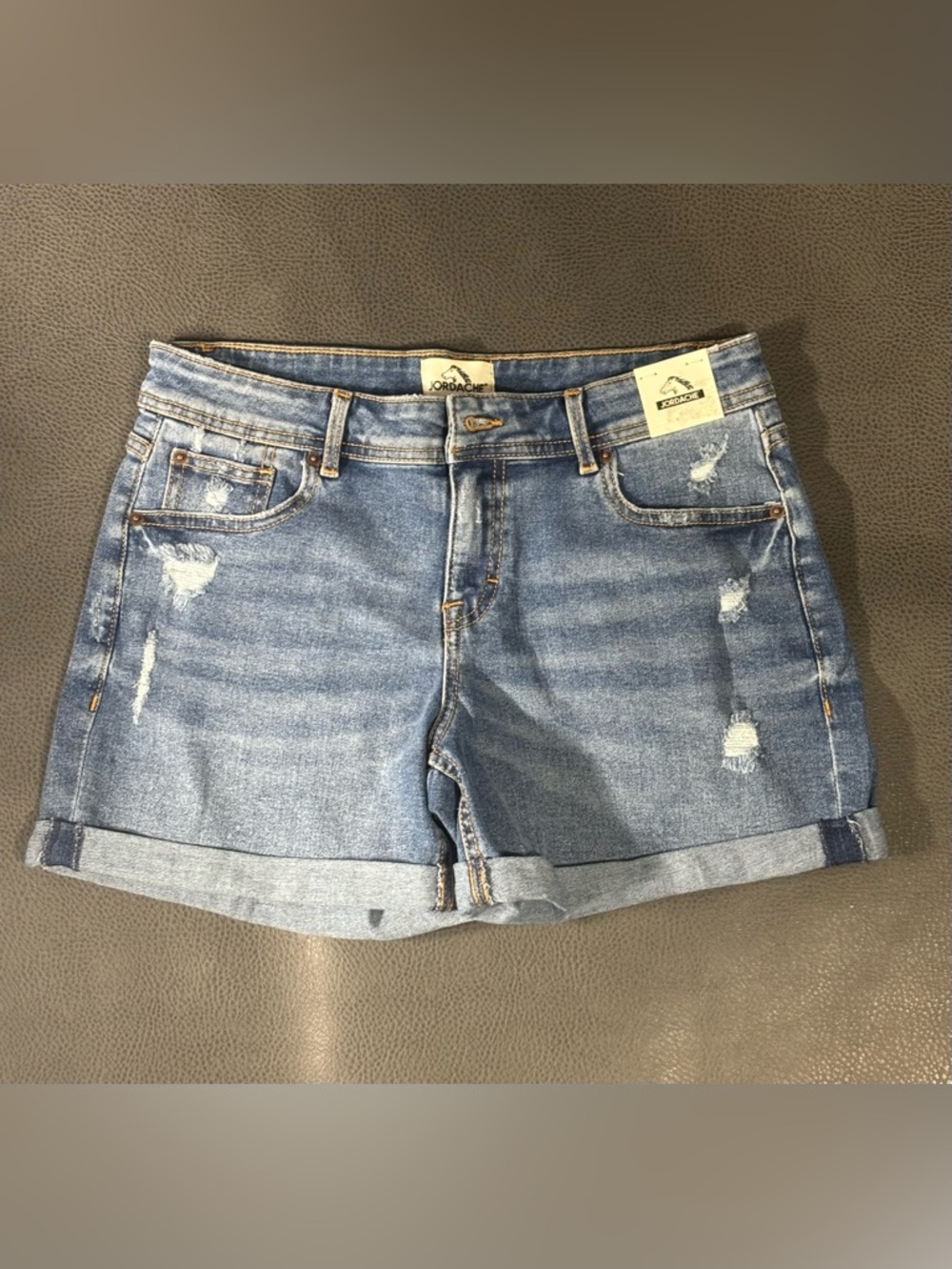 Jordache Womens Size 4 Boyfriend Shorts Pockets Light Wash NWT